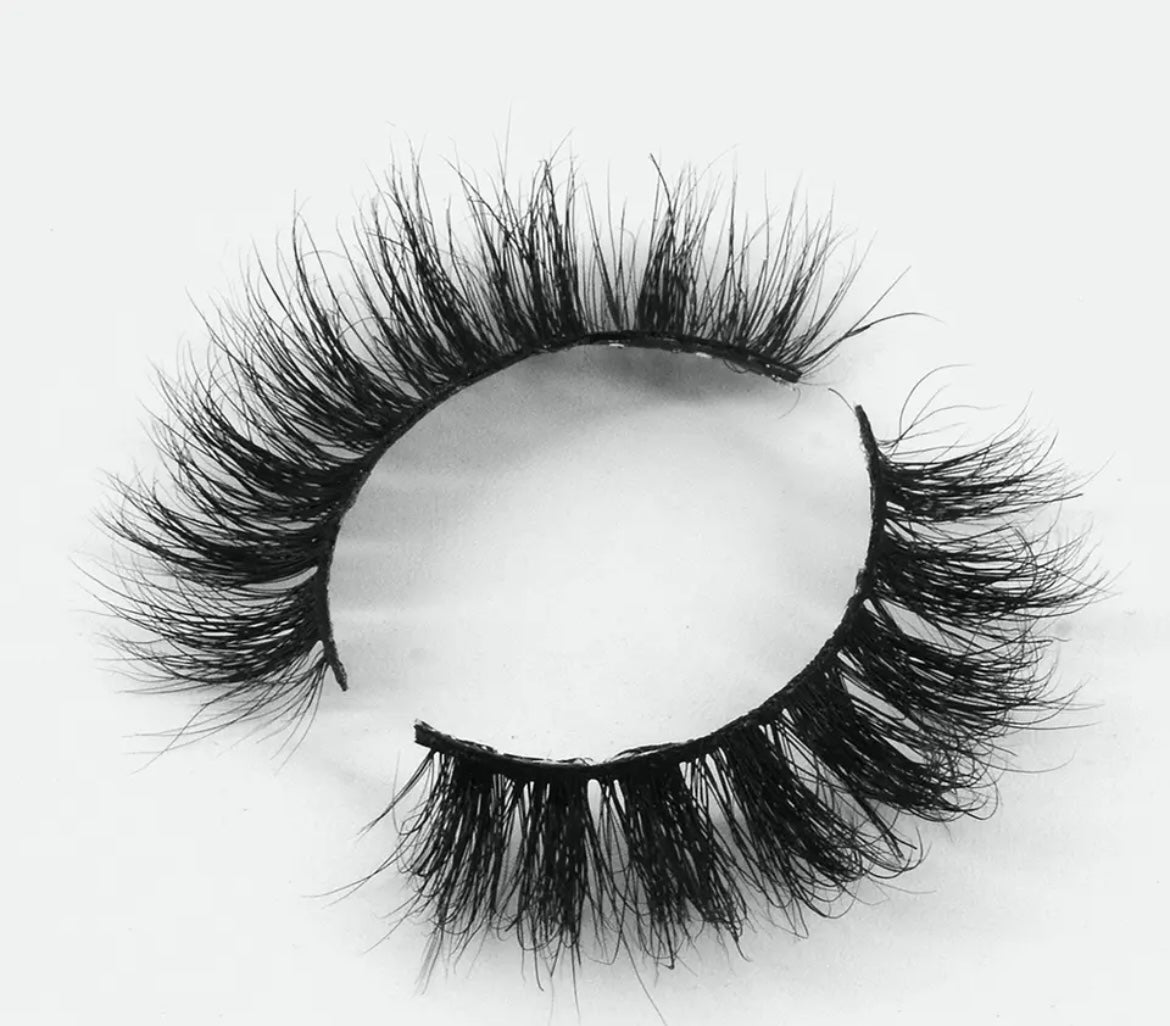 The "Courtney" Lash