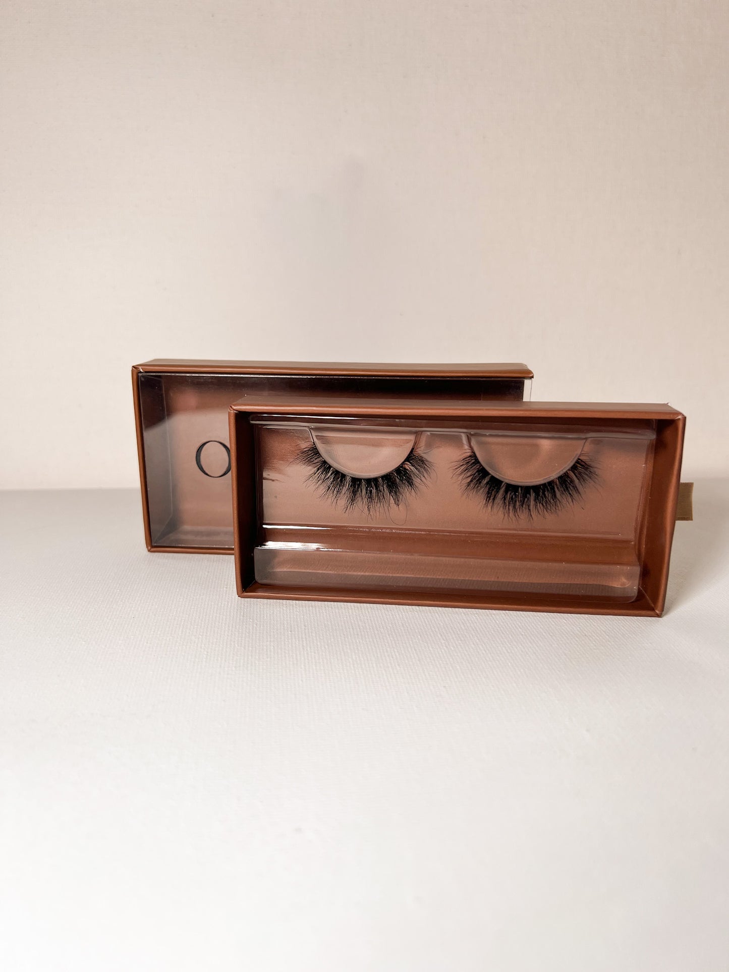 The "Courtney" Lash