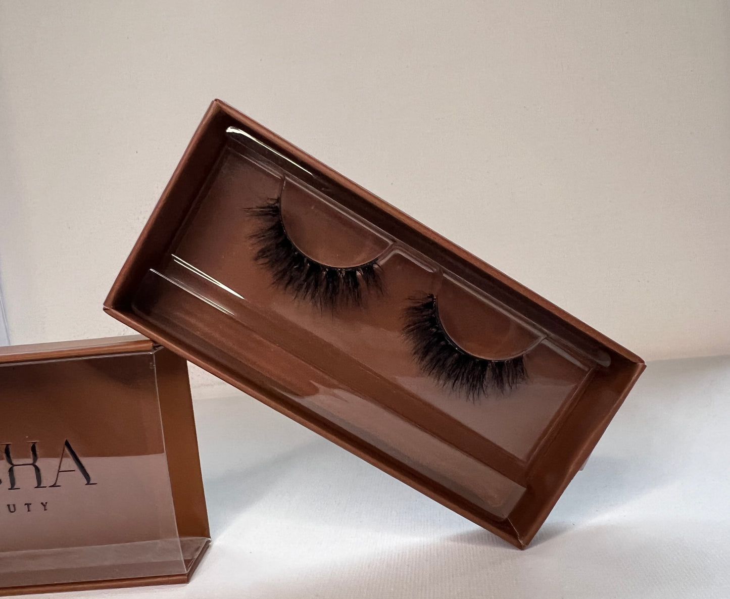 The "Courtney" Lash