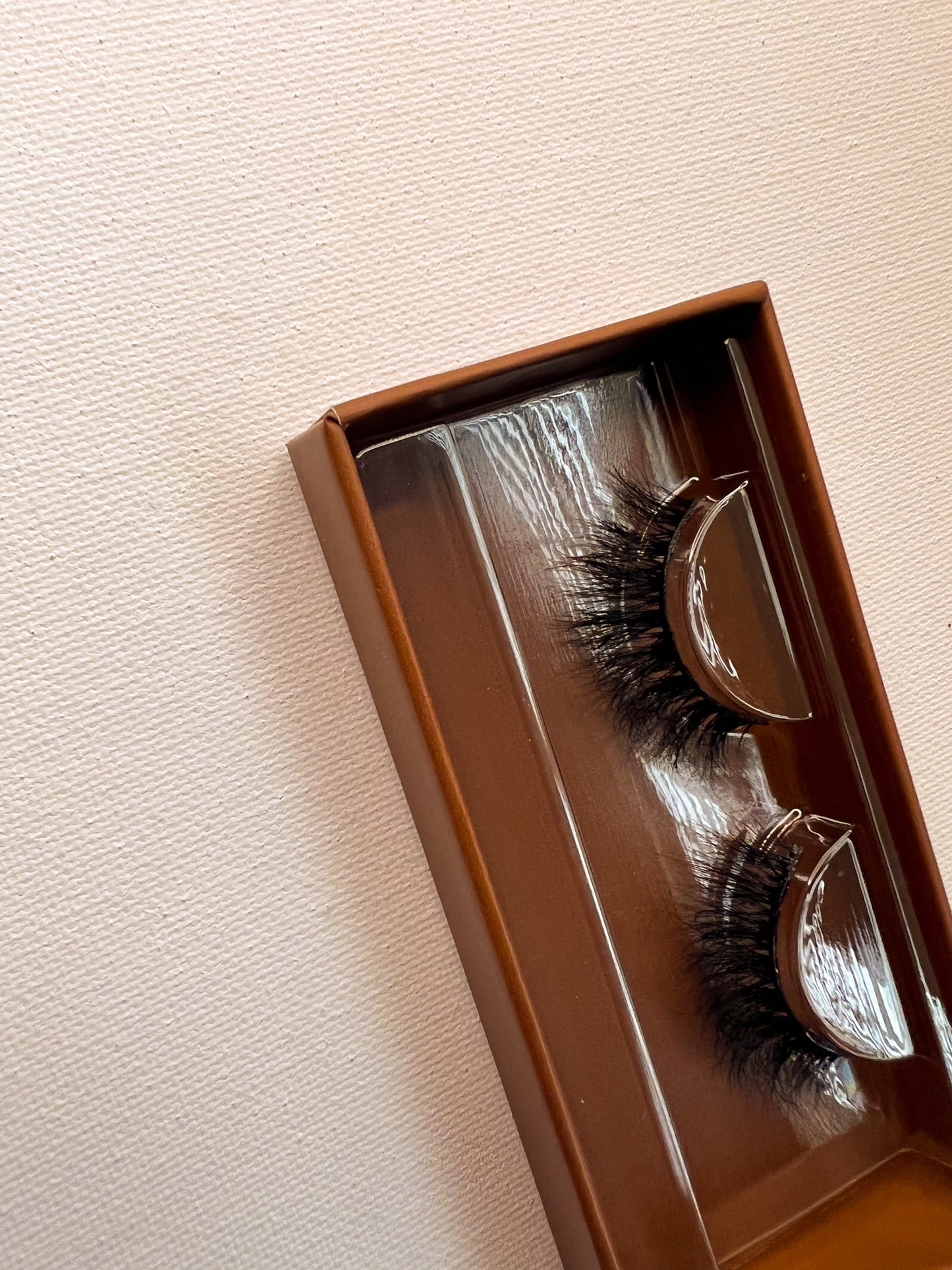 The "Courtney" Lash